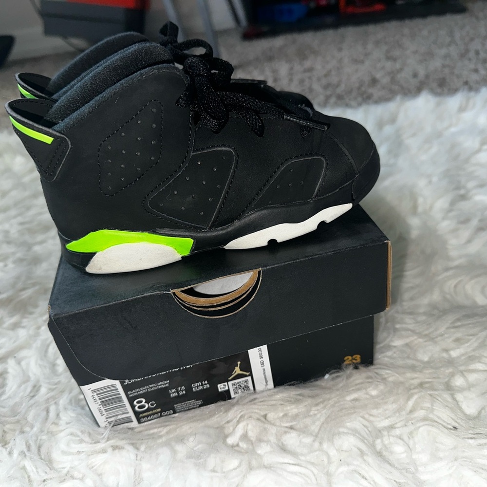 Jordan Kids Black and Neon Green Sneakers